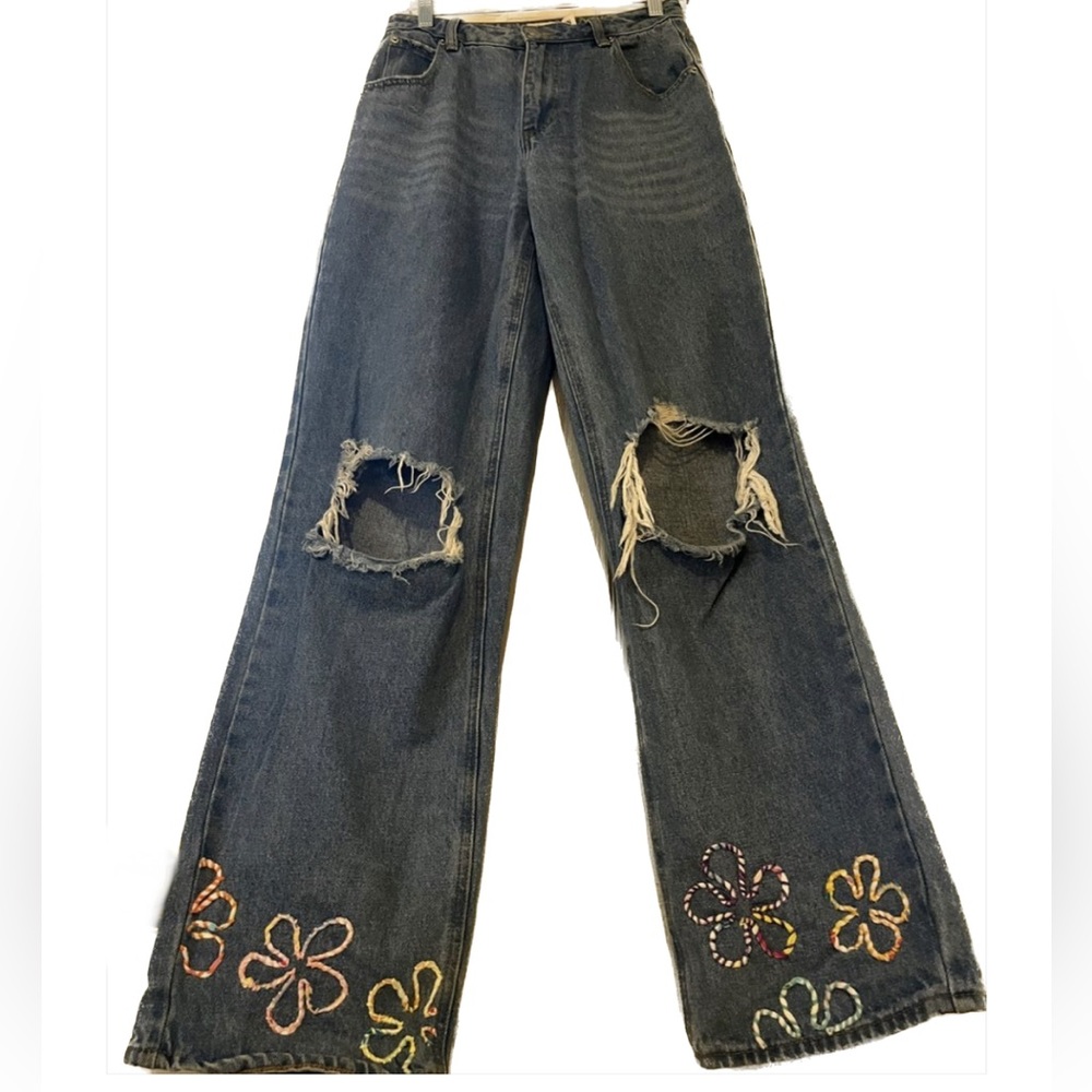 Embroidered wide leg jeans